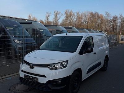 Gebraucht Toyota Proace City City 131 PS (96 kW) 2023 Weiß Van / Kleinbus