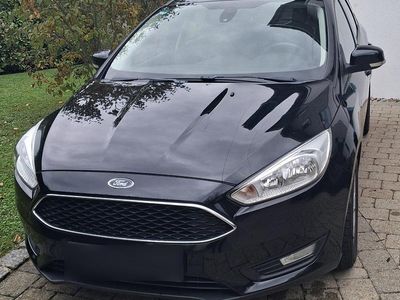 Usata Ford Focus Trend 125 CV (91 kW) 2015 Nero Station wagon