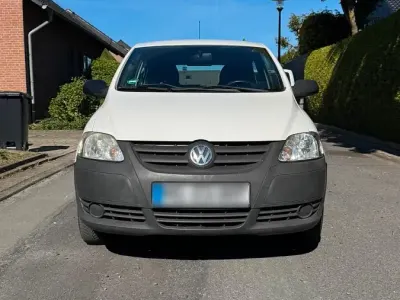 Gebraucht VW Fox 55 PS (40 kW) 2008 Weiß Kleinwagen