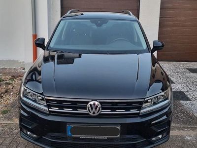 Schwarz Gebraucht 2017 VW Tiguan Sound SUV | 18.000 € (Fairer Preis)
