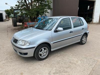 VW Polo
