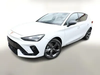 Neu Cupra Leon 150 PS (110 kW) 2026 Glacial weiß metallic Limousine
