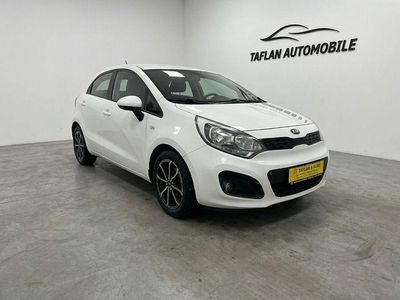 Second-hand Kia Rio Edition 7 86 CP (63 kW) 2014 Alb Berlinǎ
