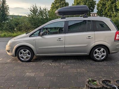 Gebraucht Opel Zafira 150 PS (110 kW) 2008 Silber Van / Kleinbus