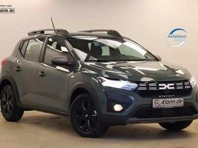 Grün Gebraucht 2024 Dacia Sandero Expression Limousine | 15.999 € (Fairer Preis)