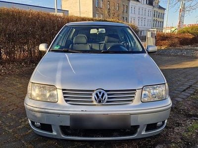 Gebraucht VW Polo 75 PS (55 kW) 2001 Silber Limousine