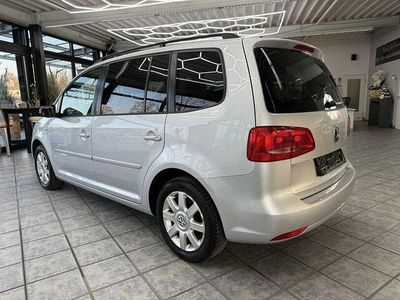 Usata VW Touran Match 105 CV (77 kW) 2013 Argento Monovolume