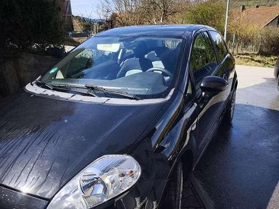Gebraucht Fiat Grande Punto 77 PS (56 kW) 2009 Schwarz Kleinwagen