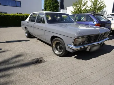 Używany Opel Admiral 146 KM (107 kW) 1975 Szary Sedan/Limuzyna