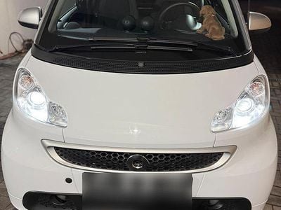 Gebraucht Smart ForTwo Cabrio 71 PS (52 kW) 2014 Weiß Cabrio