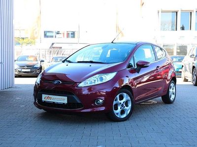 Gebraucht Ford Fiesta Titanium 82 PS (60 kW) 2011 Rot Kleinwagen