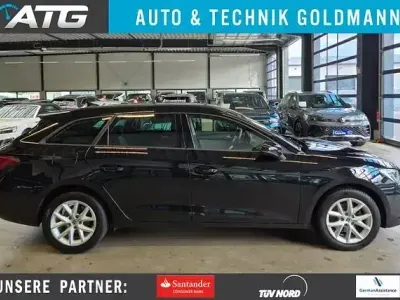 Gebraucht Seat Leon Style 150 PS (110 kW) 2022 Schwarz Limousine