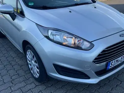 Gebraucht Ford Fiesta Champions Edition 82 PS (60 kW) 2013 Schwarz Limousine