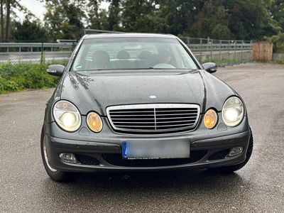 Mercedes E240