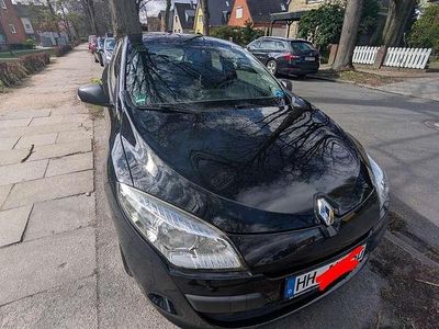 Gebraucht Renault Mégane 101 PS (74 kW) 2012 Limousine