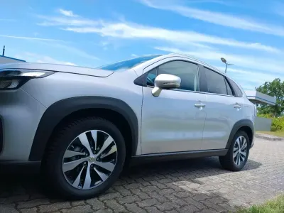 Gebraucht Suzuki SX4 Comfort+ 116 PS (85 kW) 2023 Silber SUV