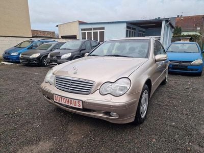 Gebraucht Mercedes C180 Elegance 129 PS (94 kW) 2001 Gold Limousine
