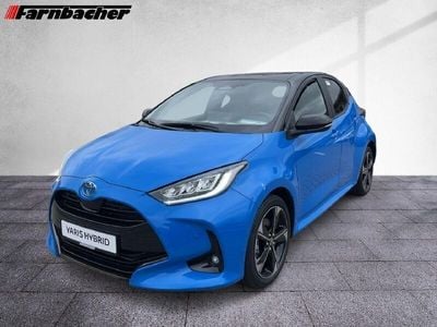Gebraucht Toyota Yaris Hybrid Edition 131 PS (96 kW) 2023 Neptune blue, dach schwarz Limousine