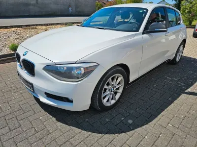 Gebraucht BMW 114 102 PS (75 kW) 2013 Weiß Kleinwagen