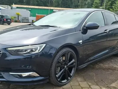 Gebraucht Opel Insignia 260 PS (191 kW) 2017 Schwarz Limousine