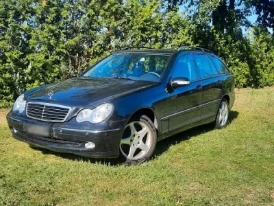 Gebraucht Mercedes C270 Avantgarde 170 PS (125 kW) 2003 Schwarz Kombi