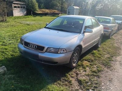 Usata Audi A4 150 CV (110 kW) 1996 Argento Berlina