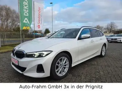 Begagnad BMW 320 Shadowline 210 HK (154 kW) 2023 Grå Kombi