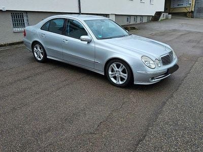 Mercedes E280
