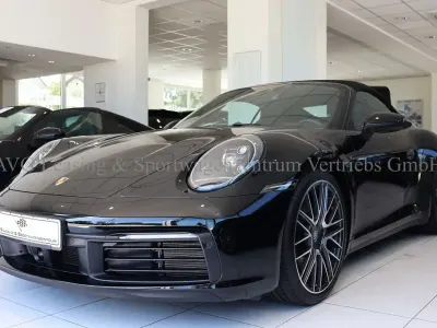 Gebraucht Porsche 911 Carrera 4S Cabriolet Chrono 450 PS (330 kW) 2024 Glanzschwarz Cabrio