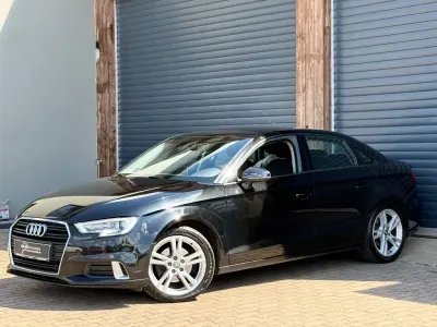Gebraucht Audi A3 Sport 150 PS (110 kW) 2017 Schwarz Limousine