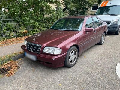 Mercedes C180