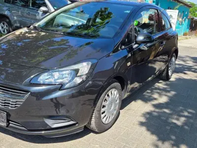 Używany Opel Corsa Selection 69 KM (50 kW) 2015 Czarny Hatchback
