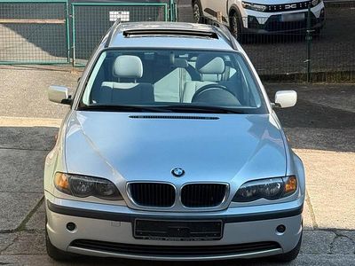 Gebraucht BMW 318 Basis 143 PS (105 kW) 2001 Silber Kombi