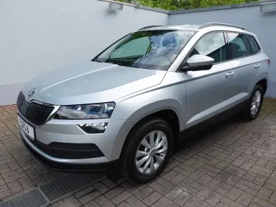 Gebraucht Skoda Karoq Active 110 PS (80 kW) 2021 Silber SUV