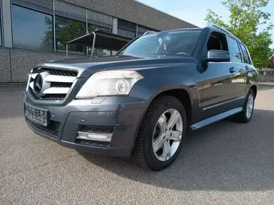 Gebraucht Mercedes GLK350 231 PS (169 kW) 2010 Blau SUV