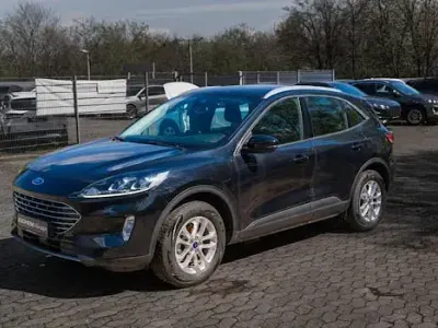 Begagnad Ford Kuga Titanium 224 HK (164 kW) 2022 Svart SUV