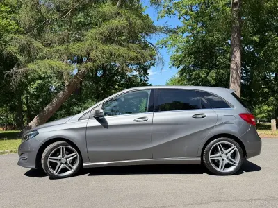 Gebraucht Mercedes B220 170 PS (125 kW) 2018 Grau Van / Kleinbus