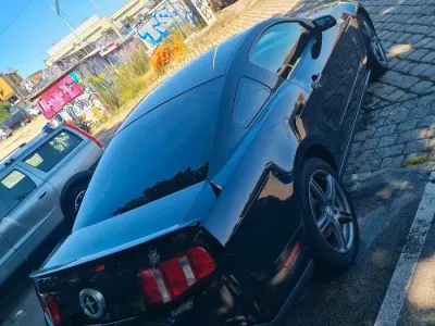Gebraucht Ford Mustang Sport 309 PS (227 kW) 2010 Schwarz Limousine