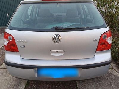 Gebraucht VW Polo Comfortline 75 PS (55 kW) 2002 Silber Limousine