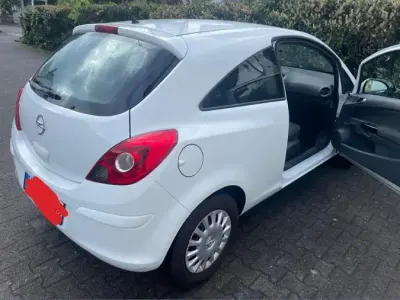 Gebraucht Opel Corsa 69 PS (50 kW) 2014 Weiß Kleinwagen
