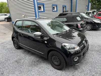 Używany VW up! high up! 75 KM (55 kW) 2014 Czarny Hatchback