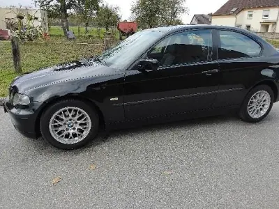 Gebraucht BMW 316 Compact 116 PS (85 kW) 2001 Schwarz Kleinwagen