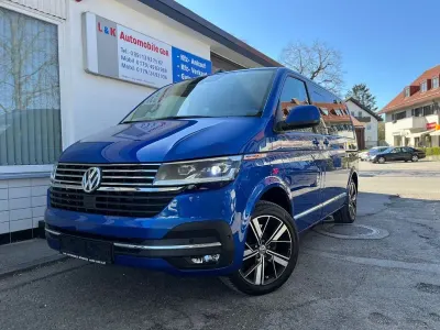 Second-hand VW T6.1 Generation Six 204 CP (150 kW) 2022 Albastru Van