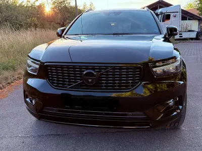 Gebraucht Volvo XC40 R-Design 190 PS (139 kW) 2019 Schwarz SUV