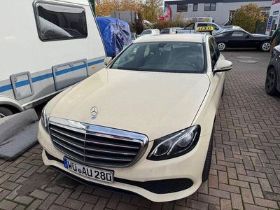 Mercedes E200