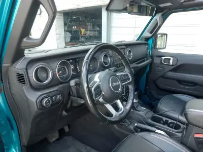 Käytetty Jeep Wrangler Sahara 200 HP (147 kW) 2020 Vihreä Katumaasturi