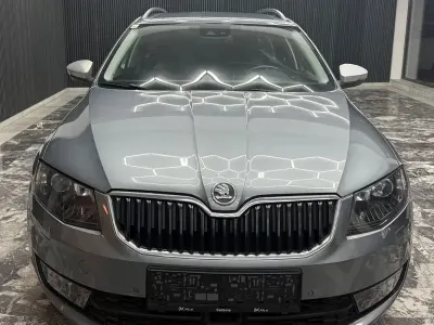 Gebraucht Skoda Octavia Elegance 150 PS (110 kW) 2013 Grau Kombi