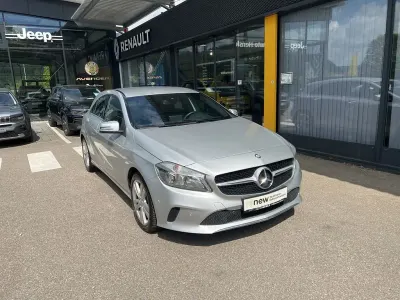 Gebraucht Mercedes A180 Style 122 PS (89 kW) 2016 Silber Limousine