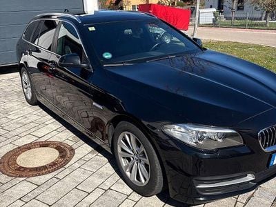 Gebraucht BMW 520 190 PS (139 kW) 2015 Schwarz Kombi