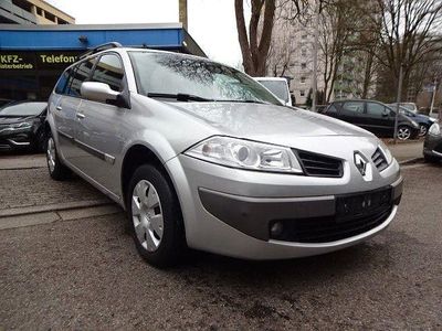 Gebraucht Renault Mégane II Avantage 111 PS (81 kW) 2006 Silber Limousine